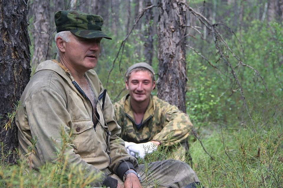 Отправляясь в лес, одевайтесь правильно, чтобы не подцепить опасного клеща.