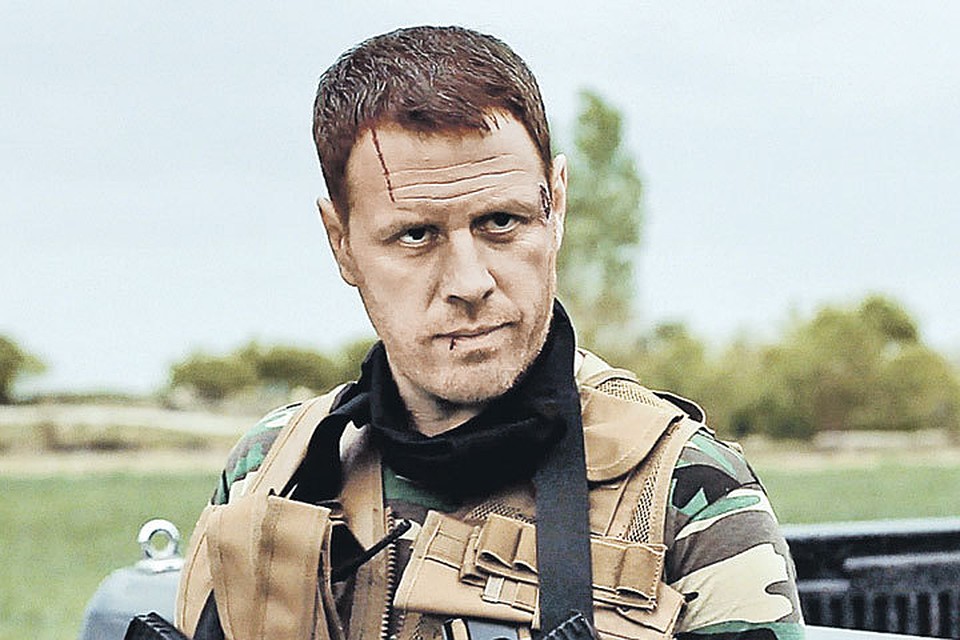 Для Ивана это уже обычное дело - играть сотрудников спецслужб и полицейских. Фото: Кадр из фильма