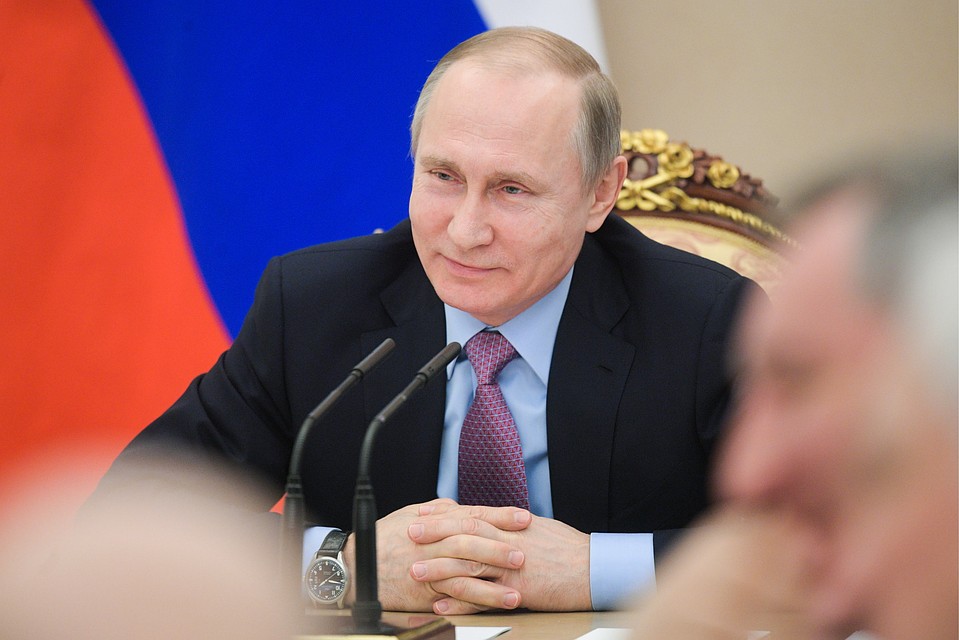 26 апреля 2017. Президент России Владимир Путин на совещании с членами правительства РФ в Кремле. ФОТО Алексей Дружинин/пресс-служба президента РФ/ТАСС