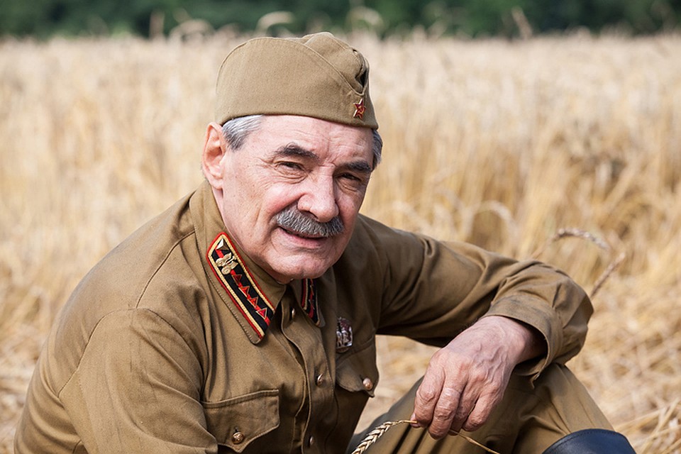 Старшина Григорий Федоренко в исполнении Александра Панкратова-Черного. Фото: кинокомпания Star Media
