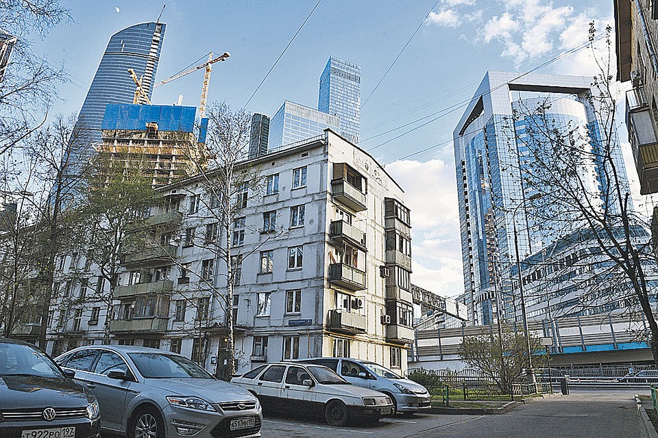 Если жильцы проголосуют за, эту пятиэтажку в Пресненском районе должны снести.