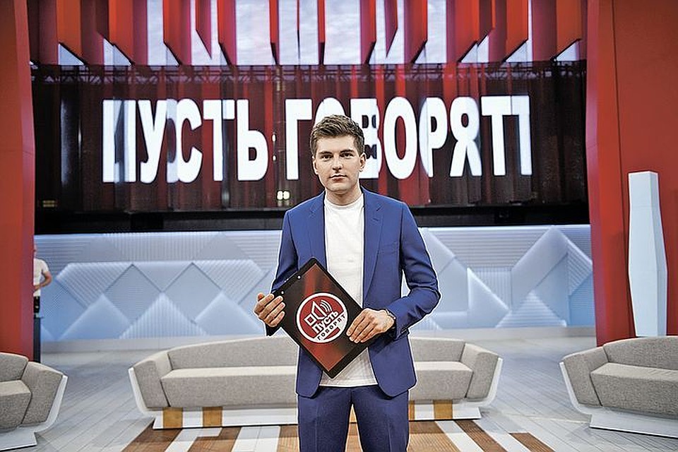 Дмитрий Борисов покинул службу новостей и программу «Время» и занял место Андрея Малахова Фото: Максим Ли/Первый канал