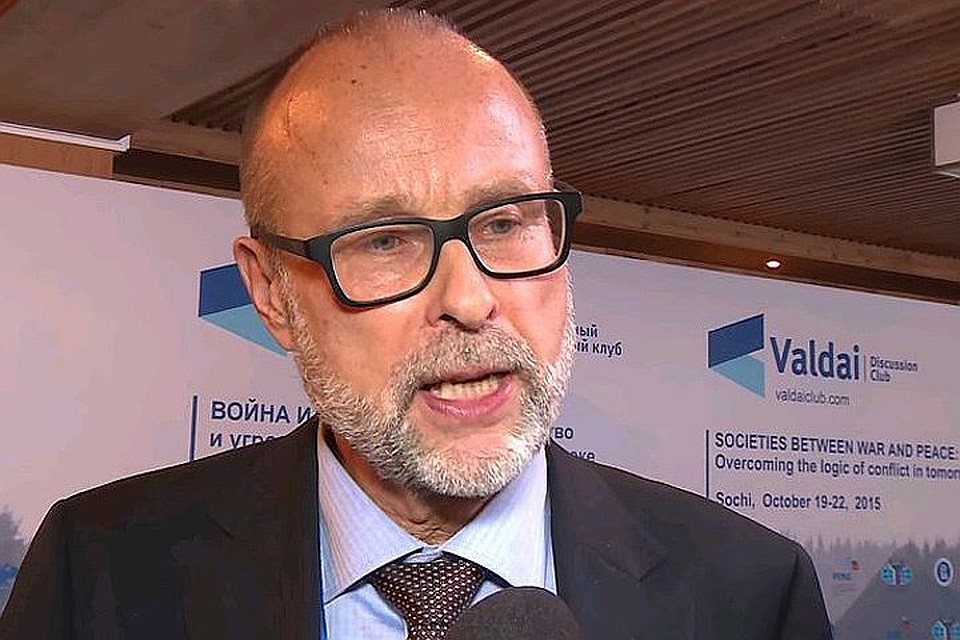 Рейн Мюллерсон был советником Михаила Горбачева.