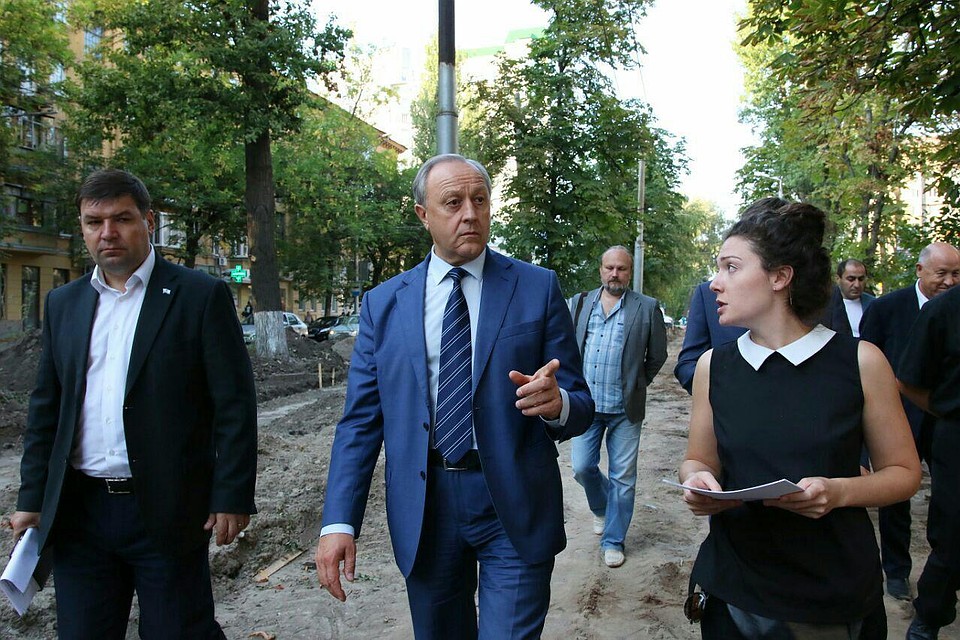 Валерий Радаев проверил реконструкцию бульвара на улице Рахова.