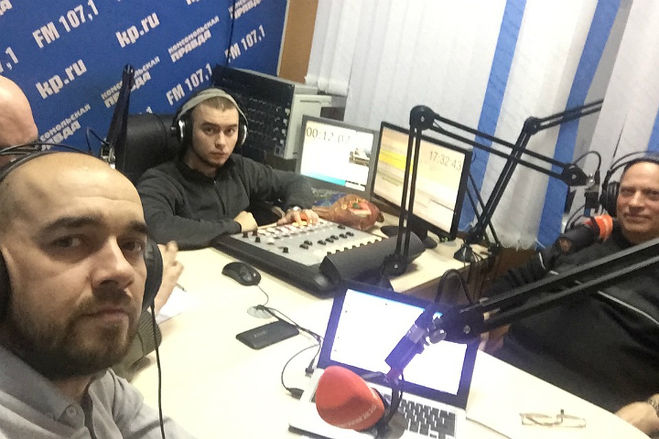 107.1 FM