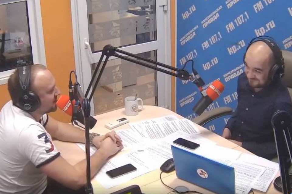 107.1 FM