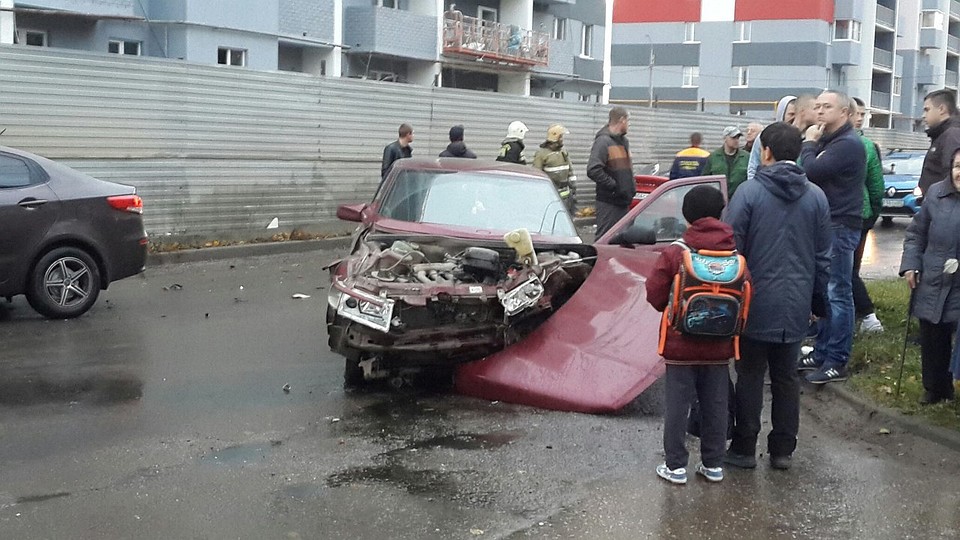 В ДТП на улице Гоголя в Рязани пострадала 16-летняя девушка В ДТП на улице Гоголя в Рязани пострадала 16-летняя девушка