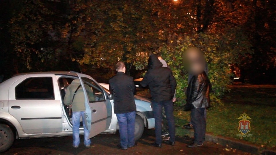 Супруги продавали в Калининграде наркотики под прикрытием прогулок с сыном Супруги продавали в Калининграде наркотики под прикрытием прогулок с сыном