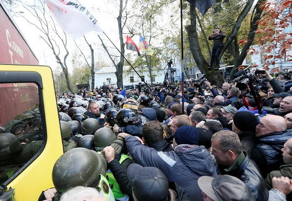Потасовка во время митинга в Киеве
