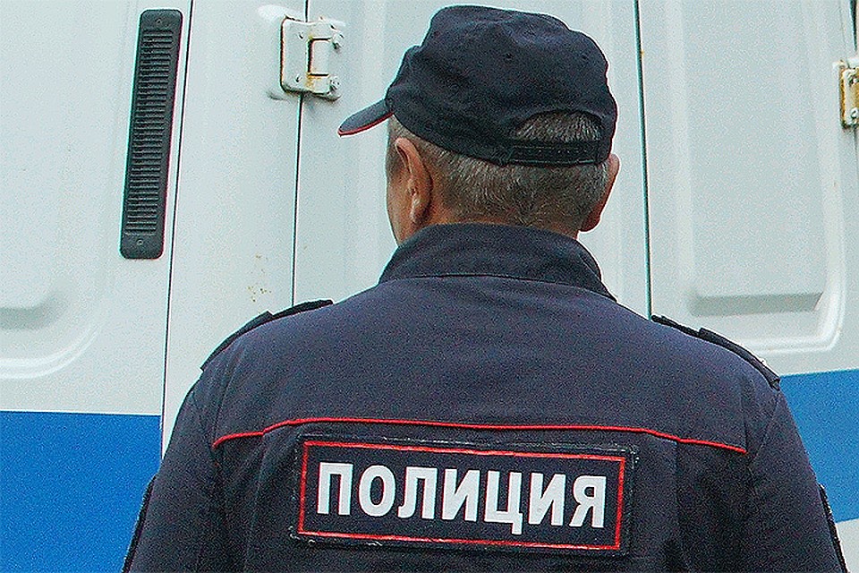 Сейчас няня-воровка арестована, но на вопросы следователей пока отвечать отказывается.