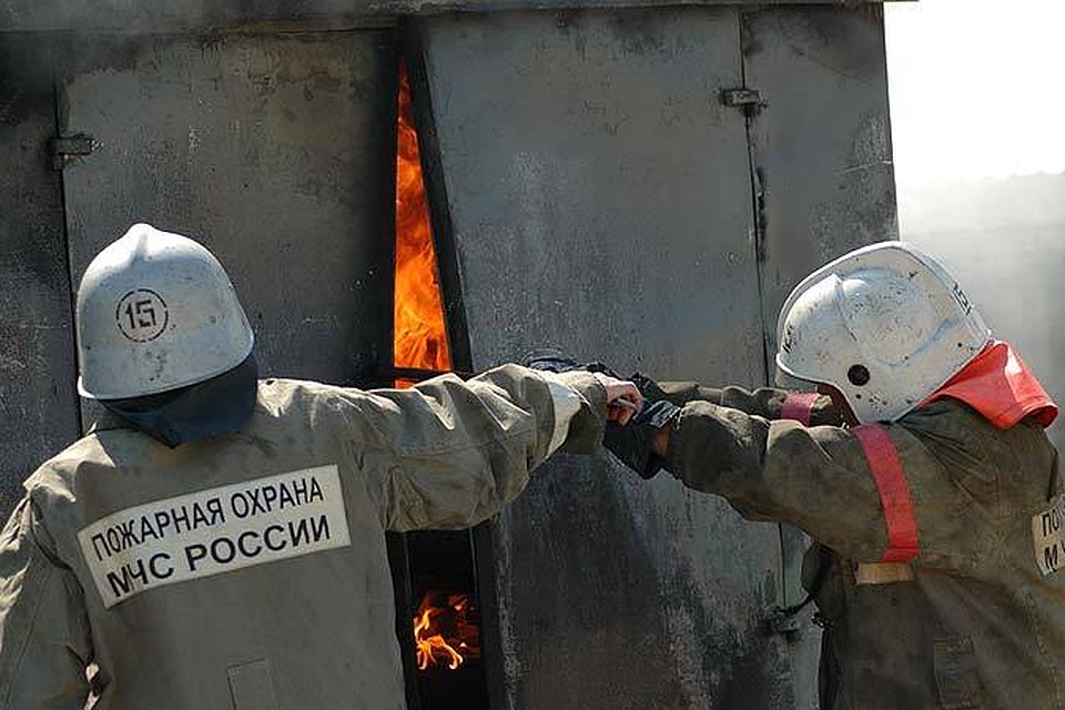 МЧС: Два человека погибли на пожаре в Волгограде МЧС: Два человека погибли на пожаре в Волгограде
