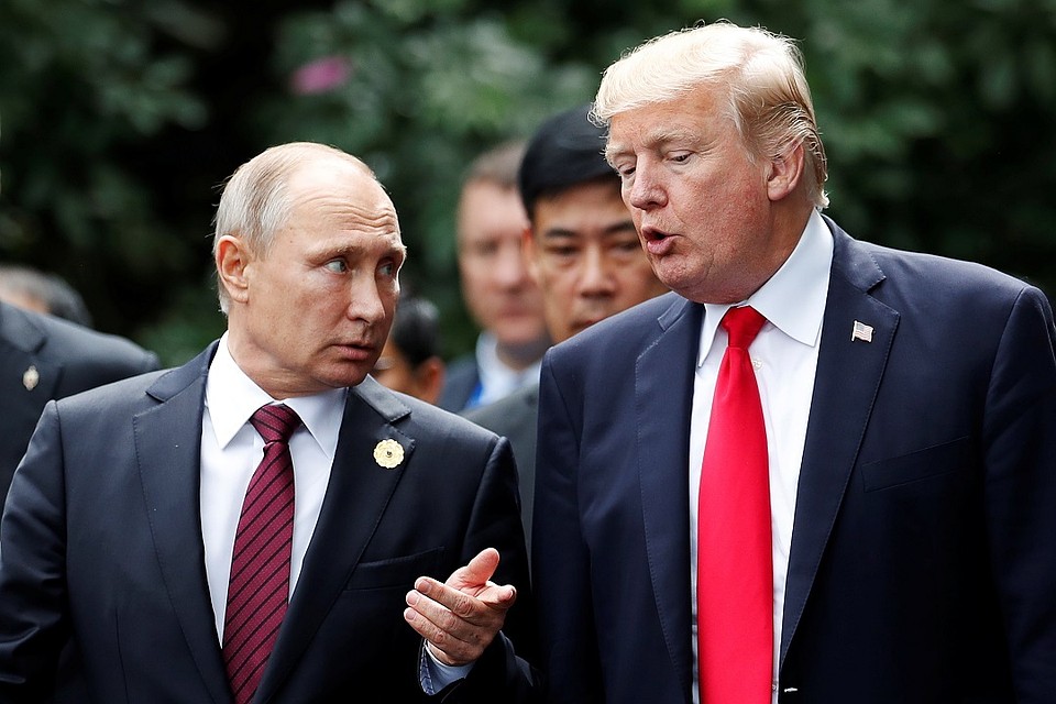 Президенты России и США Владимир Путин и Дональд Трамп