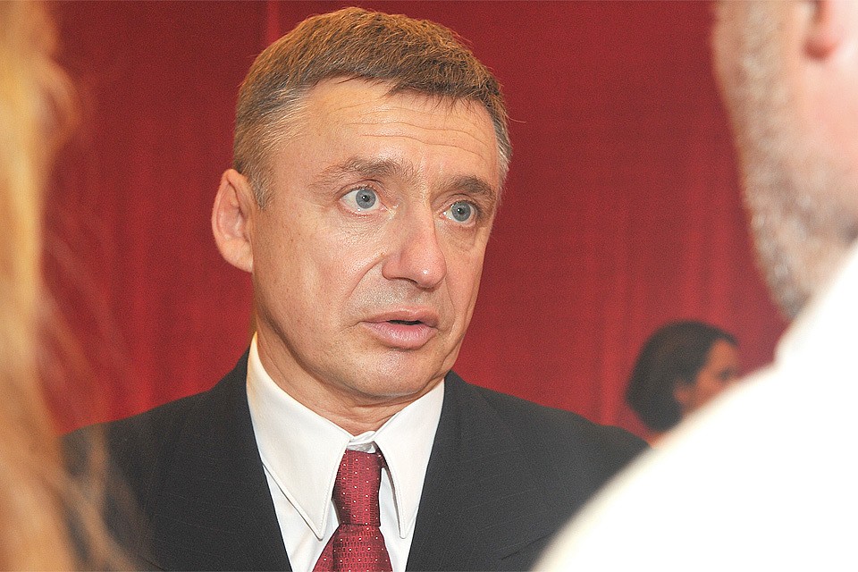 По словам Антона Табакова, к продаже ресторанов его подтолкнули дети.