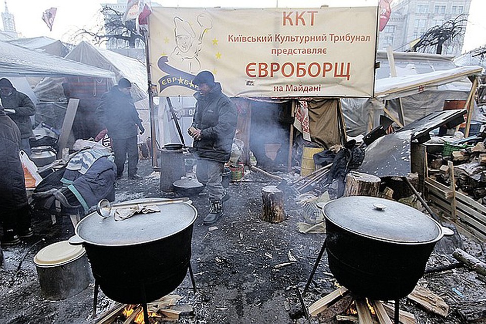 На майдане заварили такую кашу, что вся страна расхлебывает до сих пор.