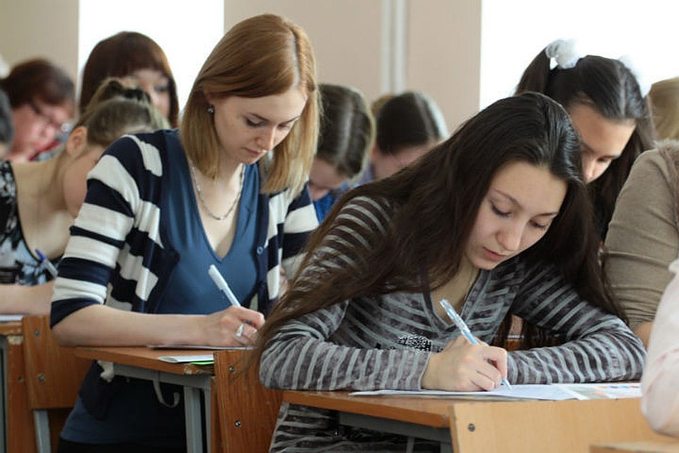 В Эстонии стартовала регистрация на участие во всемирной акции по проверке грамотности по русскому языку "Тотальный диктант".