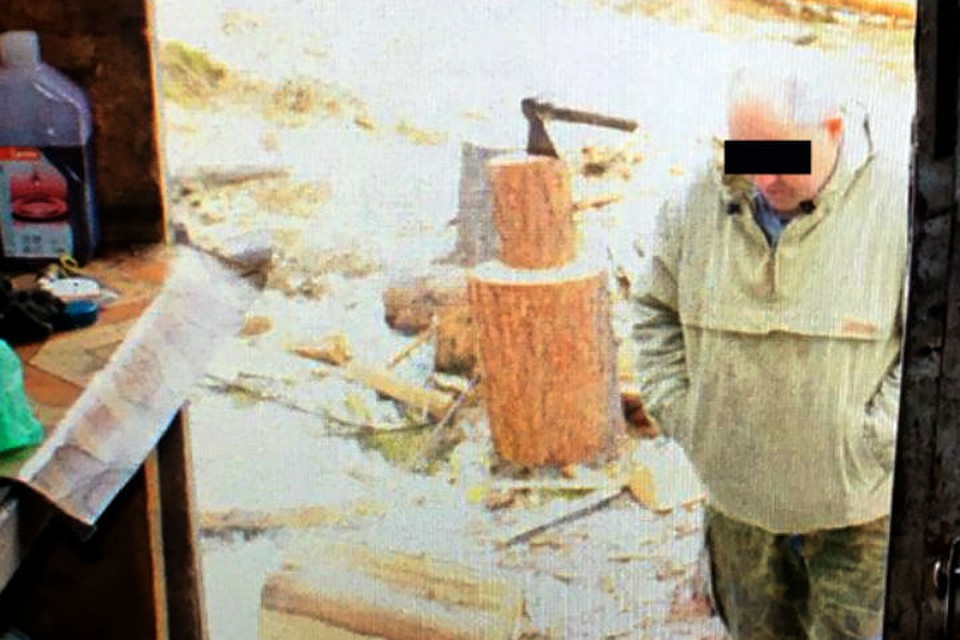 Полицейские во время погони задержали браконьеров в Казачинско-Ленском районе. Фото: ГУ МВД России по Иркутской области.