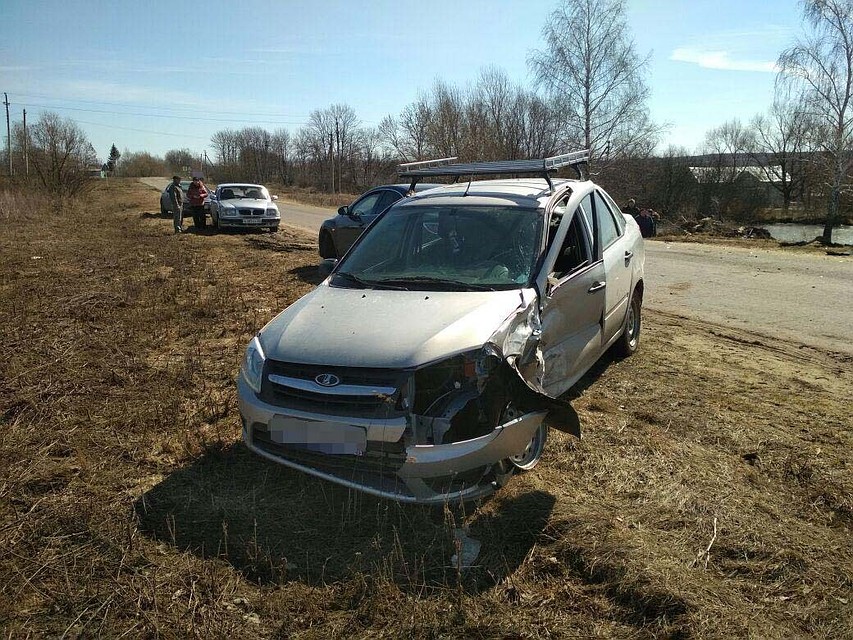 Виновник аварии сбежал