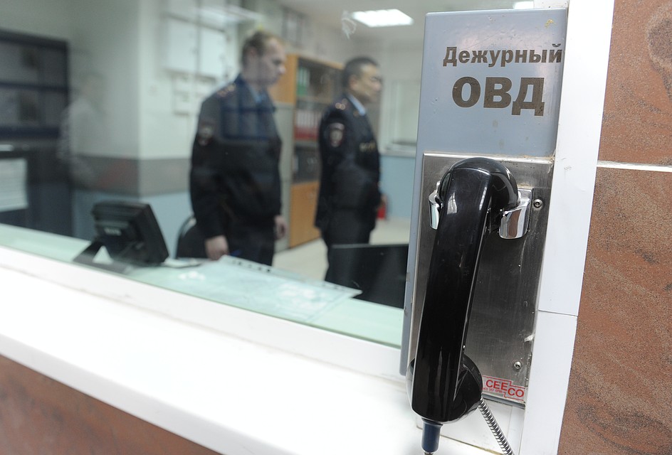 В Пскове в полицию доставили мужчину, укравшего пять бутылок пива.