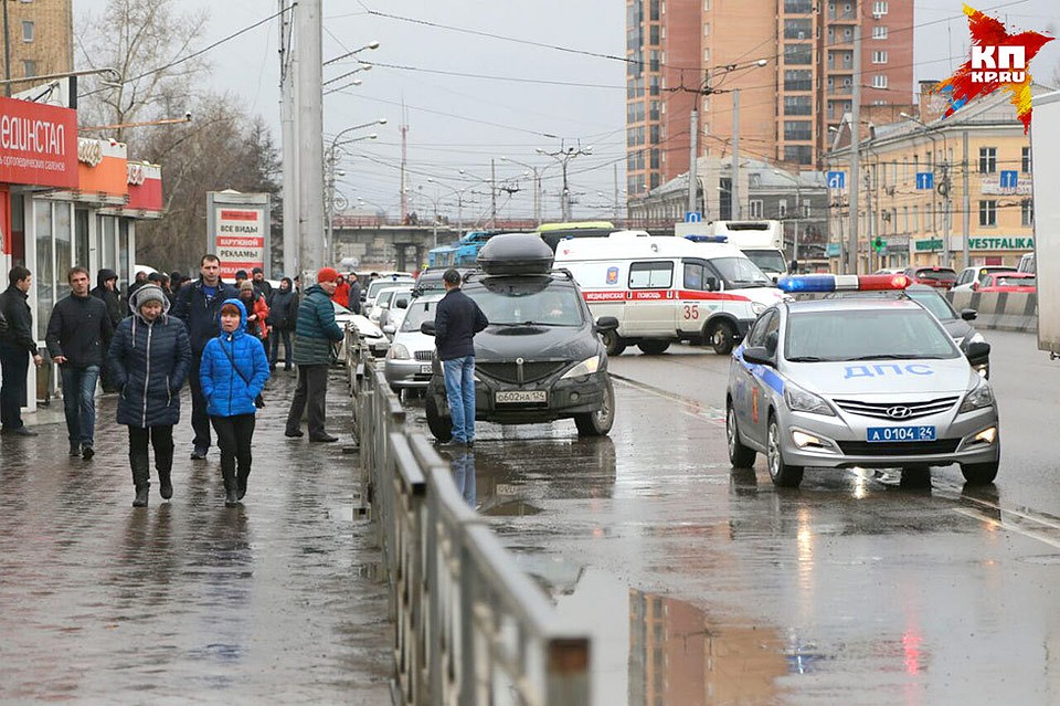 В первой половине дня понедельника предприниматели «просто – напросто» перекрыли проезжую часть Партизана Железняка