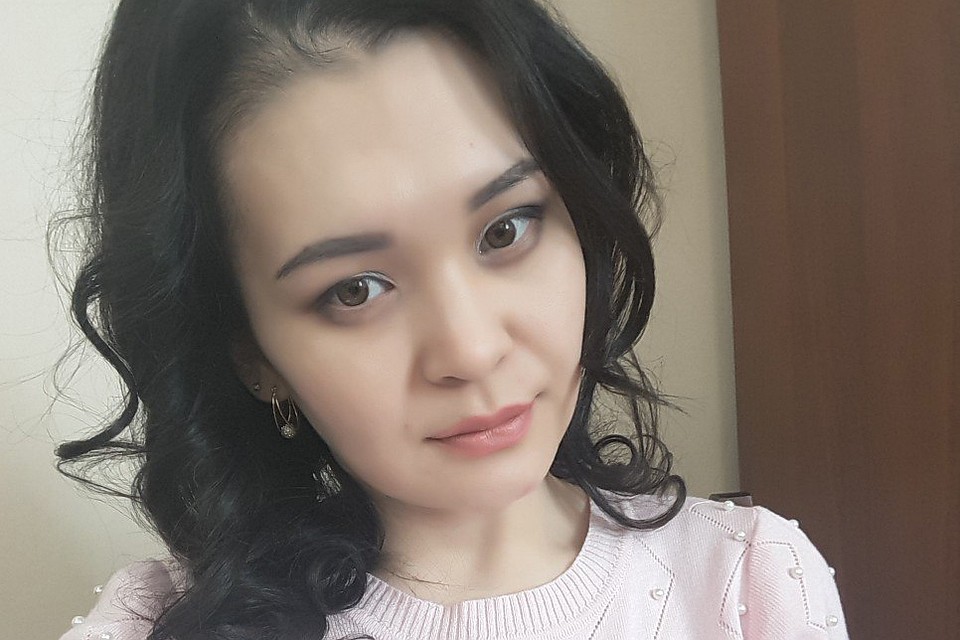 27-летняя телеведущая из Казахстана Айзат Абдисамат