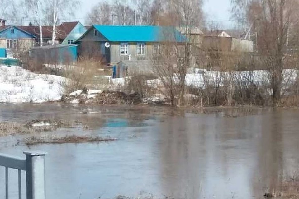 Готов пункт временного размещения жильцов.
