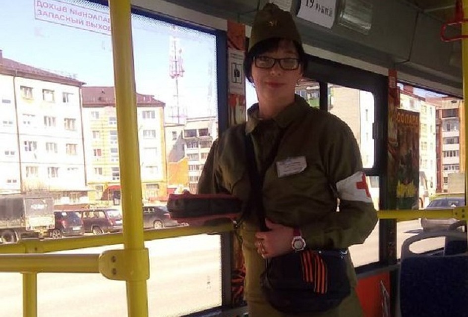 В автобусах Тобольска появились военные медсестры. Фото Тобольского ПАТП
