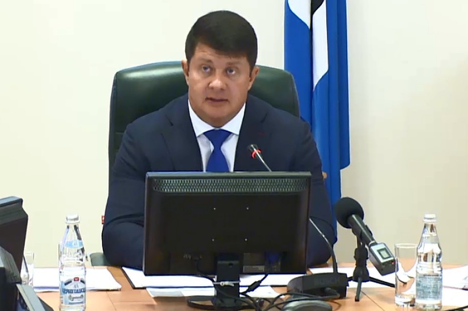 Владимир Слепцов и сам намерен пересесть на велосипед.