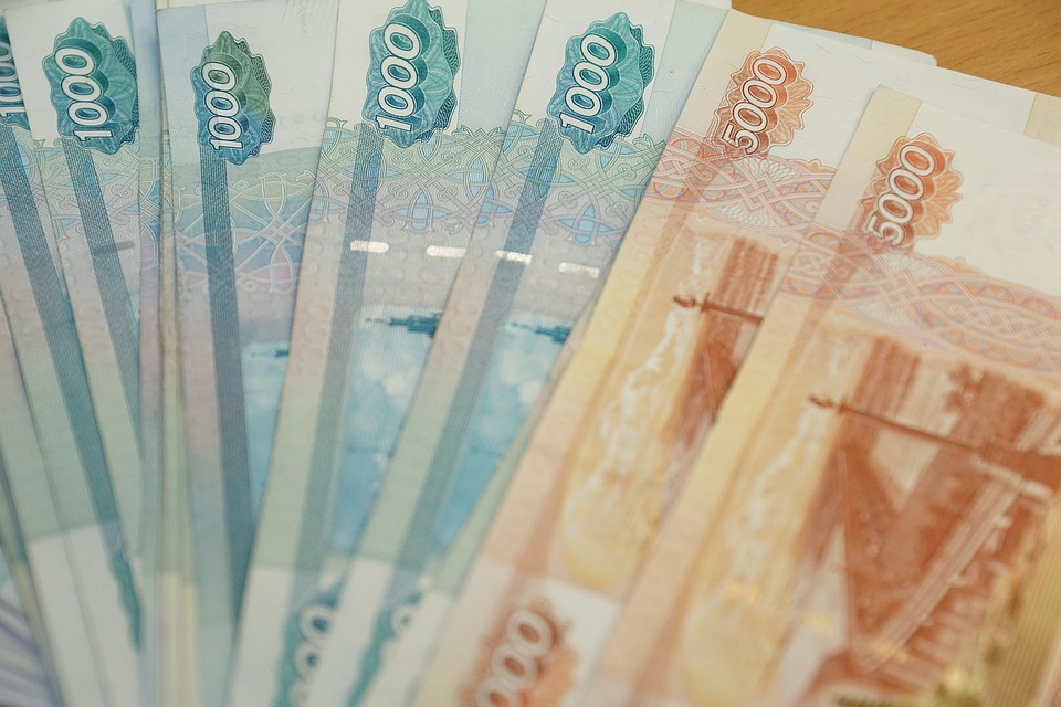 Владелица мебельного магазина хотела увеличить прибыль, а в итоге окажется на скамье подсудимых