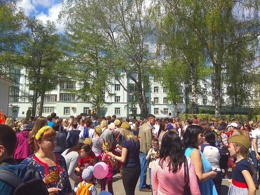 Если вы забыли свои вещи на КПП, возможно, они у заботливой самарчанки Ларисы. Ее номер телефона: 89171172810