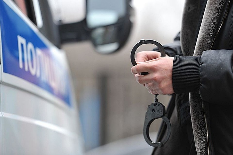 В Хабаровском крае полицейский отпустил водителя автоцистерны с поддельными документами