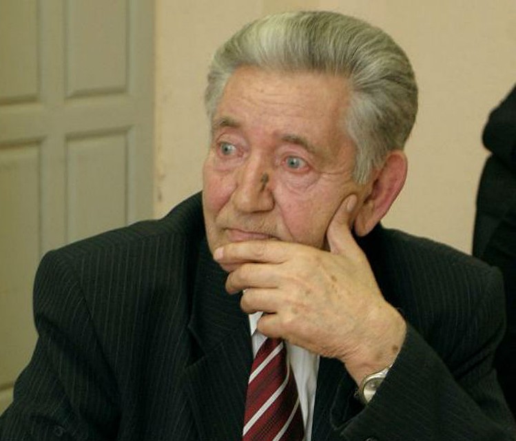 Анатолий Ломов.