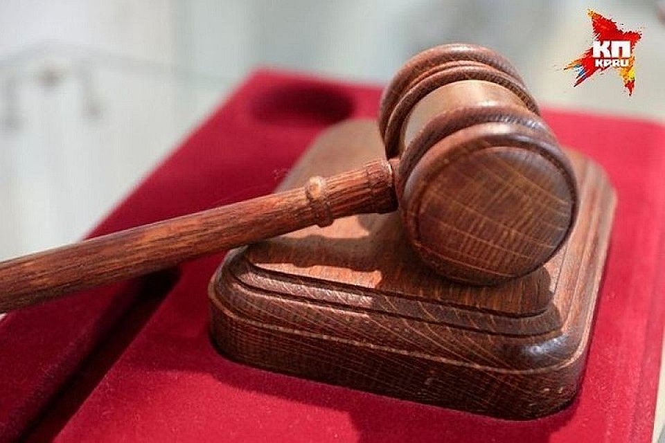 В первый раз когда мужчина только попытался сделать это, его остановили соседи.