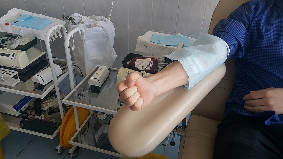 Нужна кровь любой группы.