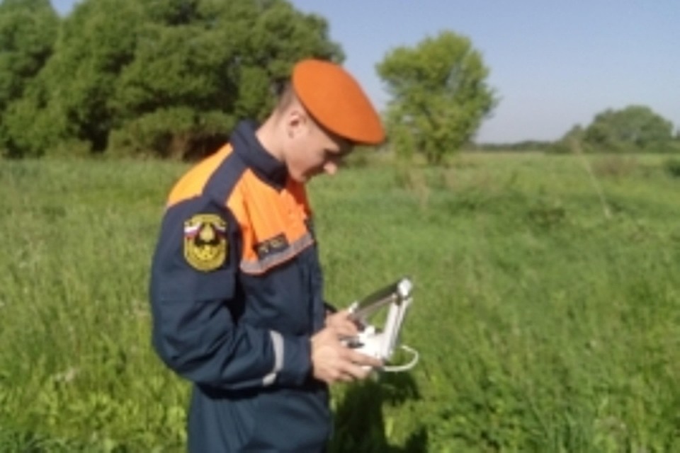 Искать мальчика будут с воздуха с помощью квадрокоптера.