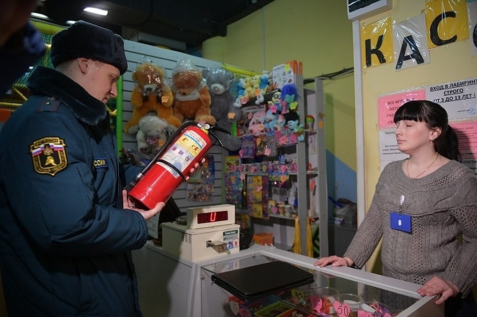 В Кирове после проверок снова открылись два ТЦ