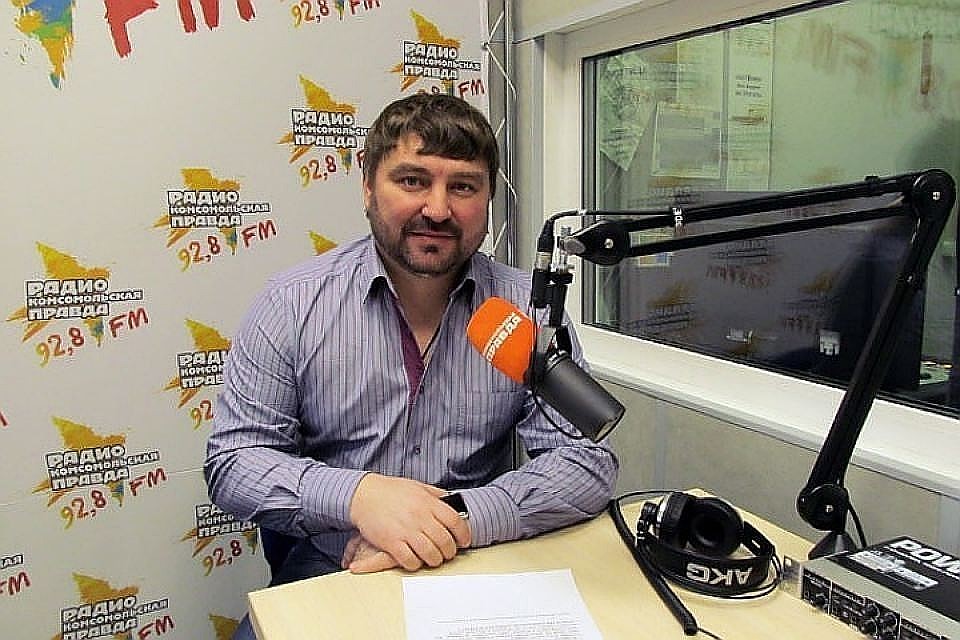Руководитель фракции ЛДПР в Заксобрании Владислав Атмахов сложил с себя полномочия депутата