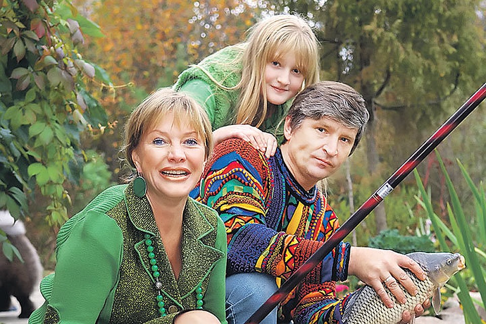 Елена и Андрей прожили в браке больше 30 лет и вырастили дочь Полину. Фото: PhotoXPress.ru