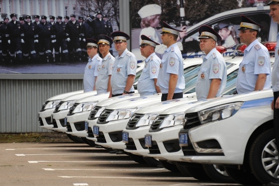 Ярославские дорожные полицейские получили 12 новых "Лад"
