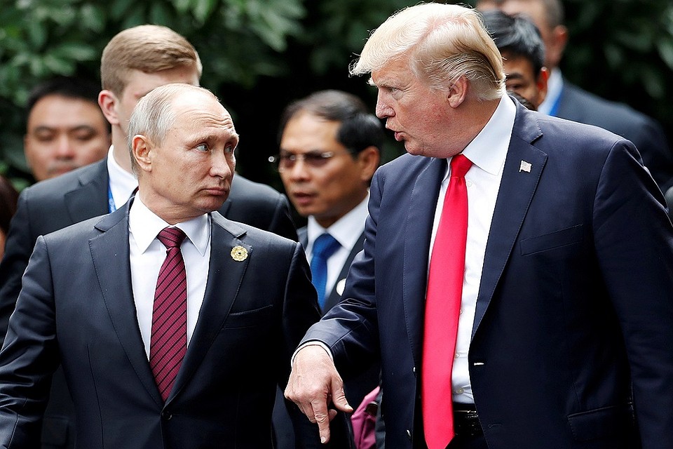Президенты России и США Владимир Путин и Дональд Трамп