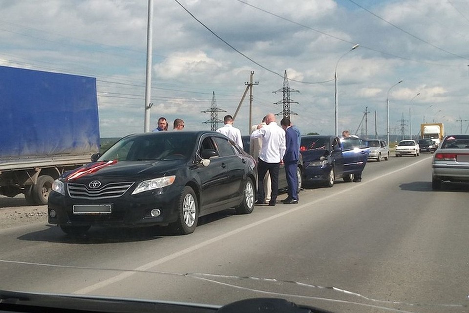Кортеж попал в аварию на плотине ГЭС.