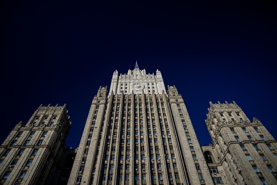 МИД РФ продолжит настаивать на предоставлении доступа к Скрипалям