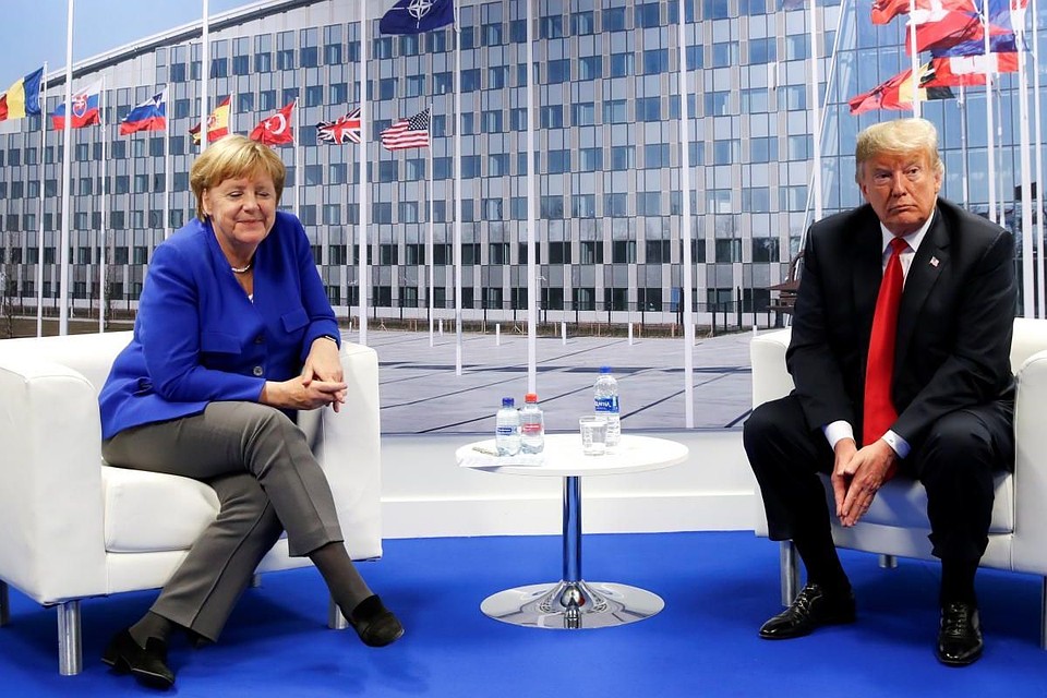 Дональд Трамп провел «успешные переговоры» с Ангелой Меркель на саммите НАТО в Брюсселе