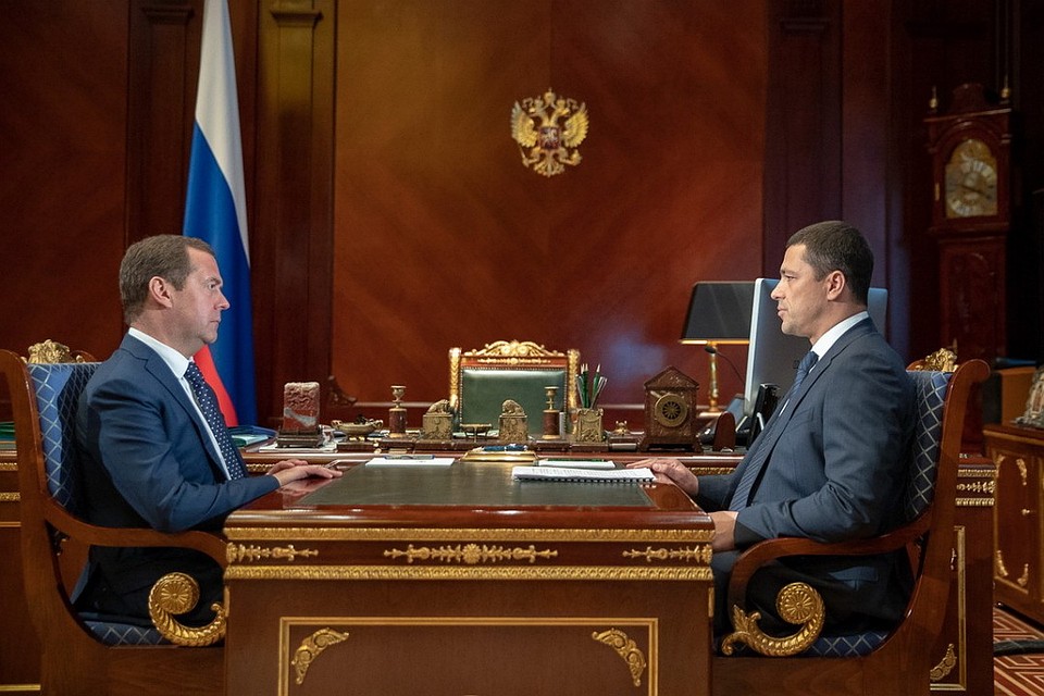 Дмитрий Медведев и Михаил Ведерников провели рабочую встречу.