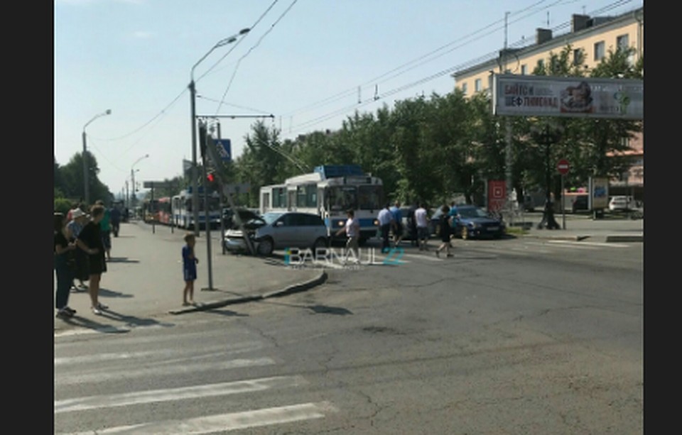 Скриншот с паблика "Барнаул 22"