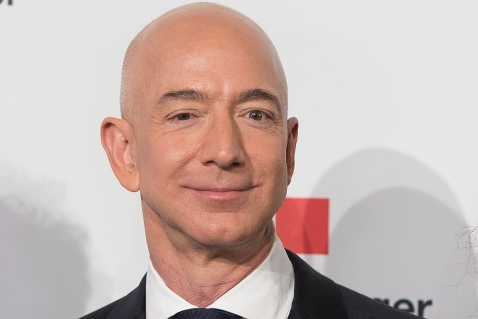 Основатель Amazon Джефф Безос назван богатейшим человеком в современной истории
