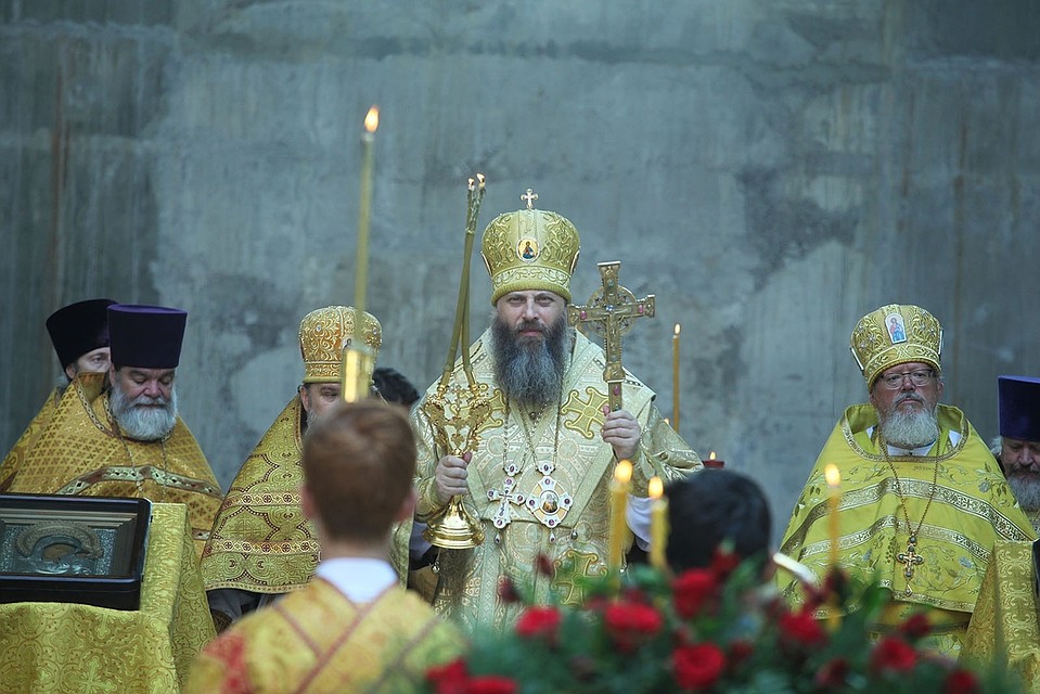 Службу совершил митрополит Челябинский и Миасский Никодим. Фото: Челябинская митрополия.