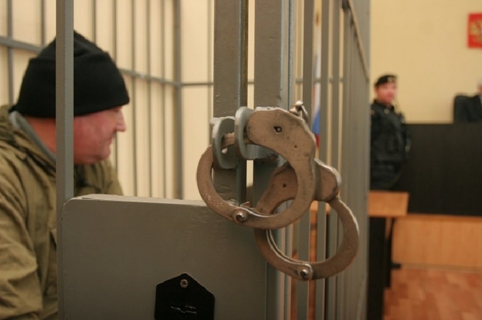 На время следствия мужчину заключили под стражу.