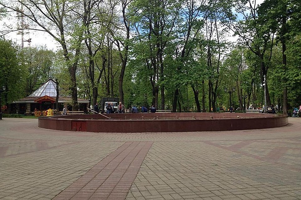 В центре Смоленска на сутки отключили два фонтана.
