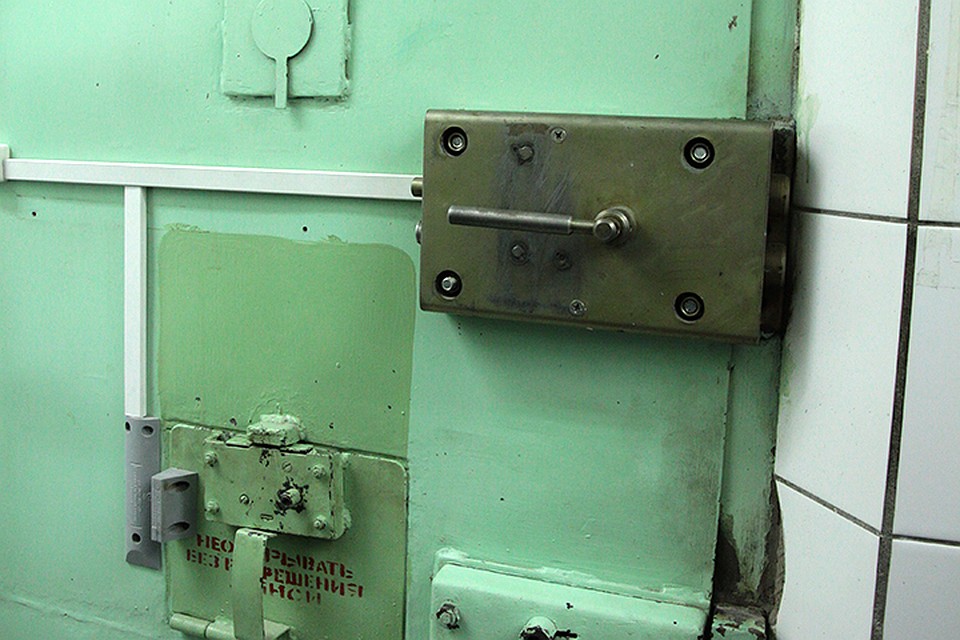 В Иркутске за приобретение и хранение наркотических средств в крупном размере приговорен к длительному сроку лишения свободы опасный рецидивист.