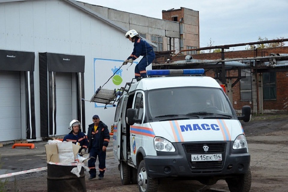 Перепуганного ребенка спасатели вызволили из западни.